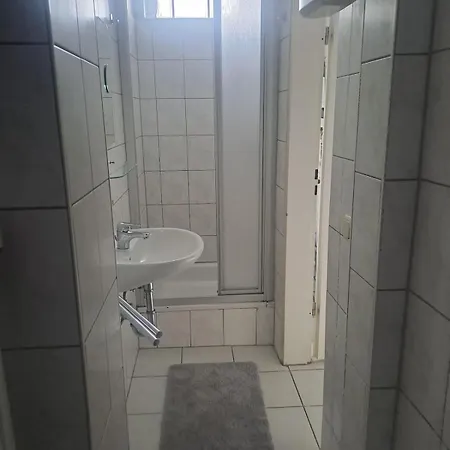 Geraeumige 2-z-whg M Wohnkueche Fuer 4 P Im 4 Og Appartement
