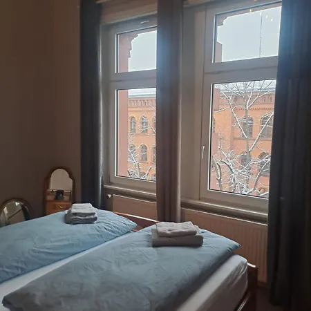 Geraeumige 2-z-whg M Wohnkueche Fuer 4 P Im 4 Og Appartement *