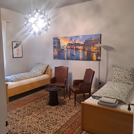 Appartement Geraeumige 2-z-whg M Wohnkueche Fuer 4 P Im 4 Og *