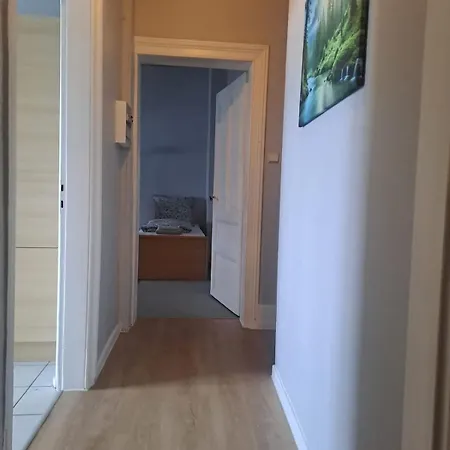 Appartement Geraeumige 2-z-whg M Wohnkueche Fuer 4 P Im 4 Og